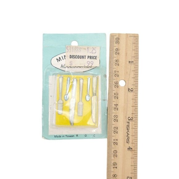 Vintage New Dollhouse Cutlery Spoon Fork Knife Utensils Silverware 1:6 - Picture 2 of 4